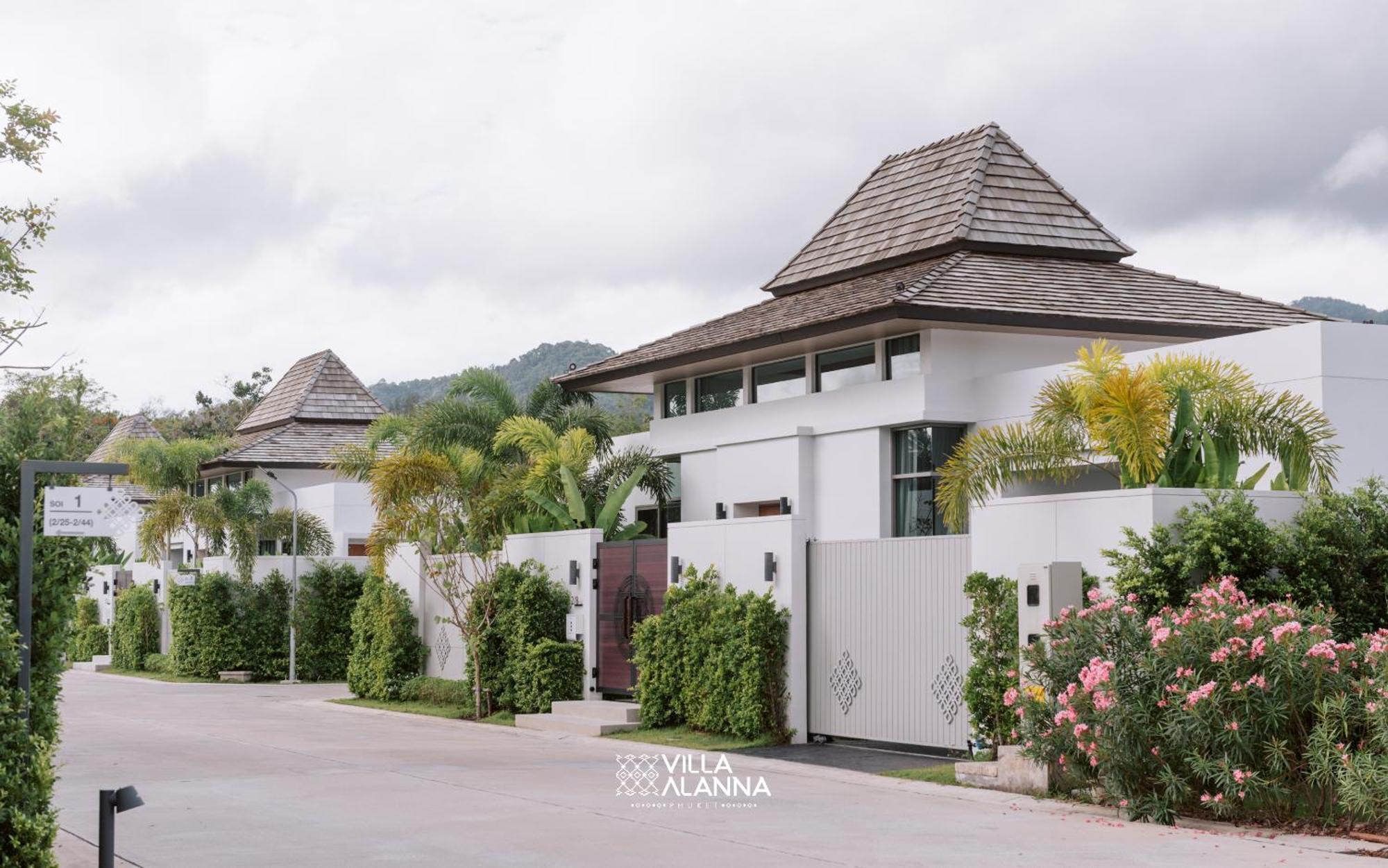 Villa Alanna Phuket Pantai Bang Tao Bagian luar foto