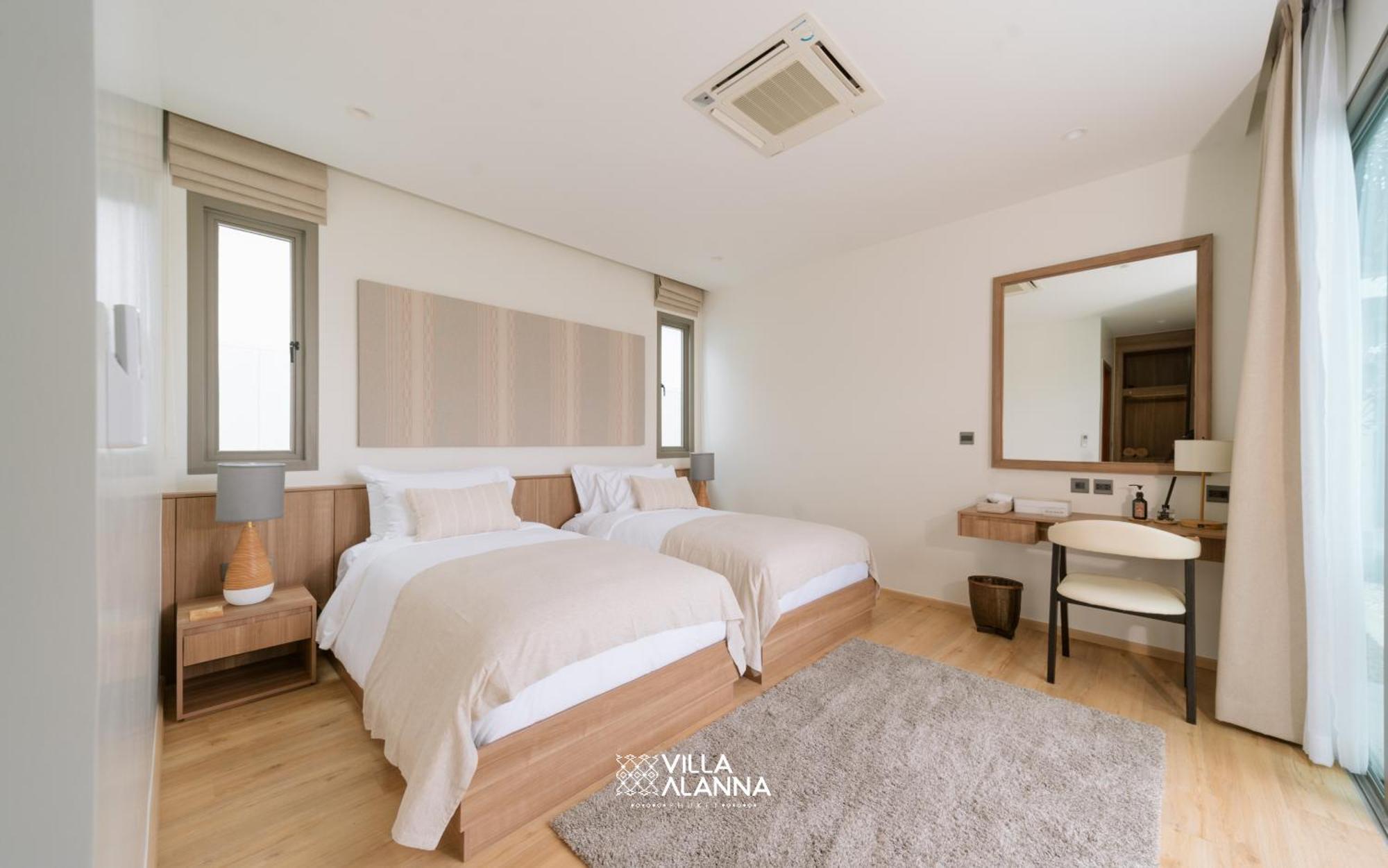 Villa Alanna Phuket Pantai Bang Tao Bagian luar foto